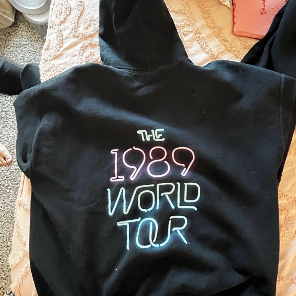 1989 World Tour |Taylor Swift| Sweat Shirt (official merch) XL